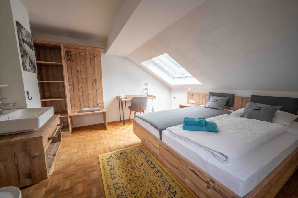 Neu renoviertes Doppelzimmer im Mountain Retreat Center